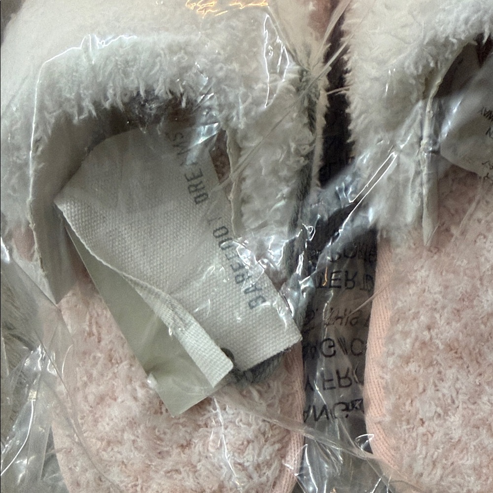 Womens Barefoot Dreams CozyChic Malibu Slipper - Picture 4 of 4